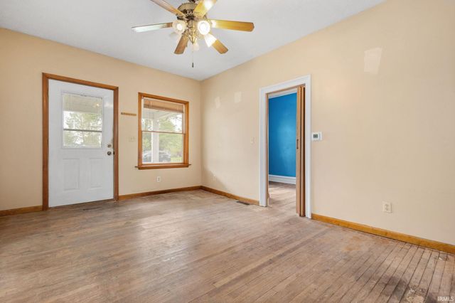 201 W Chestnut Street, New Carlisle, IN 46552