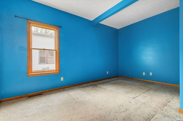 201 W Chestnut Street, New Carlisle, IN 46552