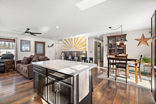 530 E 6th Street, New Richmond, WI 54017