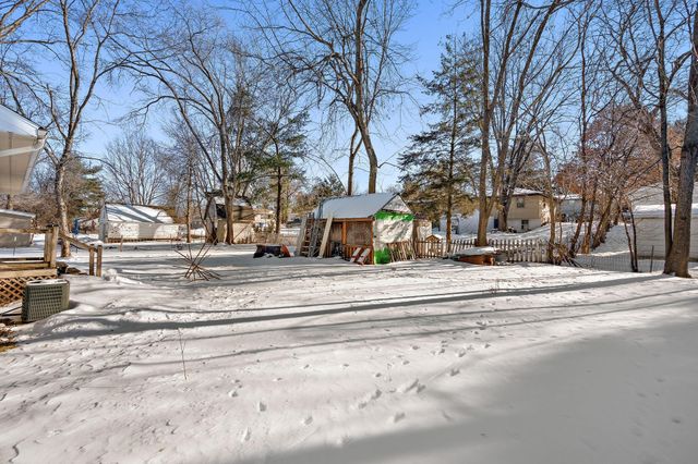 530 E 6th Street, New Richmond, WI 54017