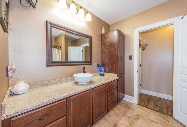 255 West 24th Street, Larose, LA 70373