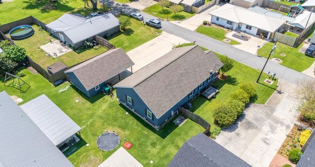 255 West 24th Street, Larose, LA 70373