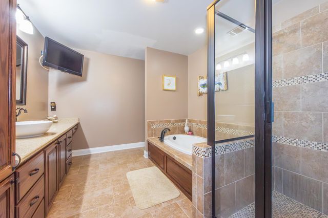 255 West 24th Street, Larose, LA 70373