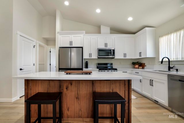 502 Hope Ave, Twin Falls, ID 83301