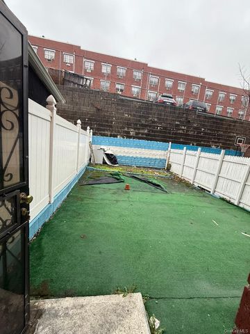 827 Longfellow Avenue, Bronx, NY 10474