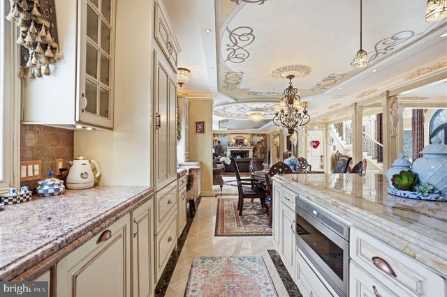 1066 WASHINGTON CROSSING RD, Newtown, PA 18940