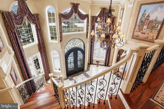 1066 WASHINGTON CROSSING RD, Newtown, PA 18940