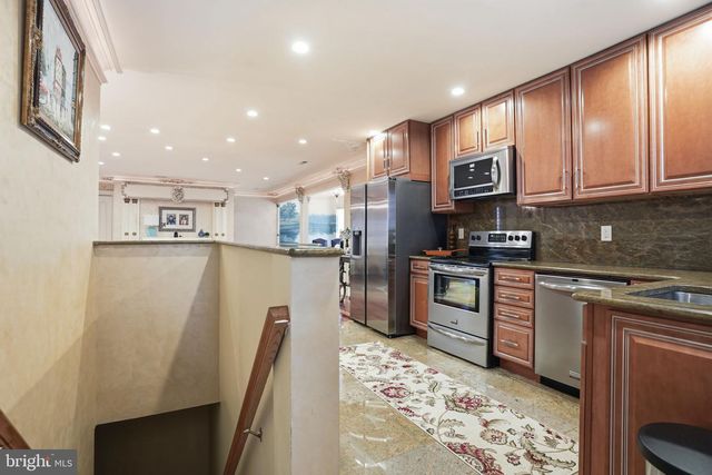 1066 WASHINGTON CROSSING RD, Newtown, PA 18940