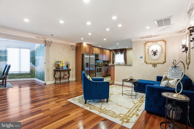 1066 WASHINGTON CROSSING RD, Newtown, PA 18940