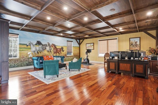 1066 WASHINGTON CROSSING RD, Newtown, PA 18940