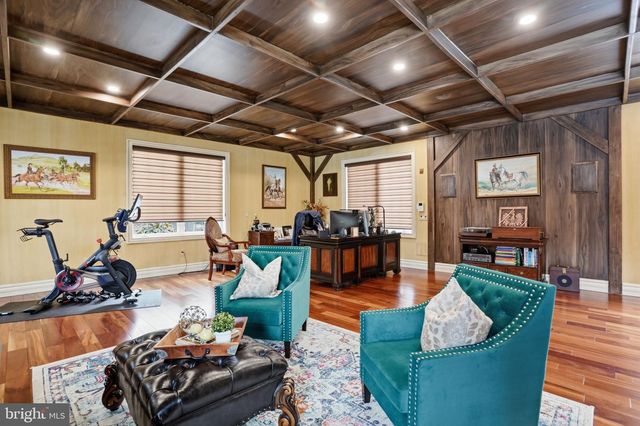 1066 WASHINGTON CROSSING RD, Newtown, PA 18940