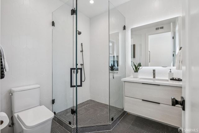 566 6th Avenue, San Francisco, CA 94118