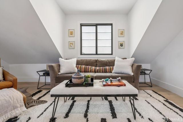566 6th Avenue, San Francisco, CA 94118
