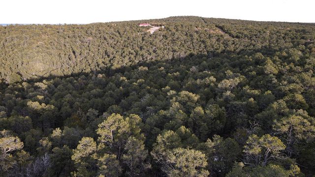 166 McComb Road, Edgewood, NM 87015