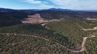 166 McComb Road, Edgewood, NM 87015