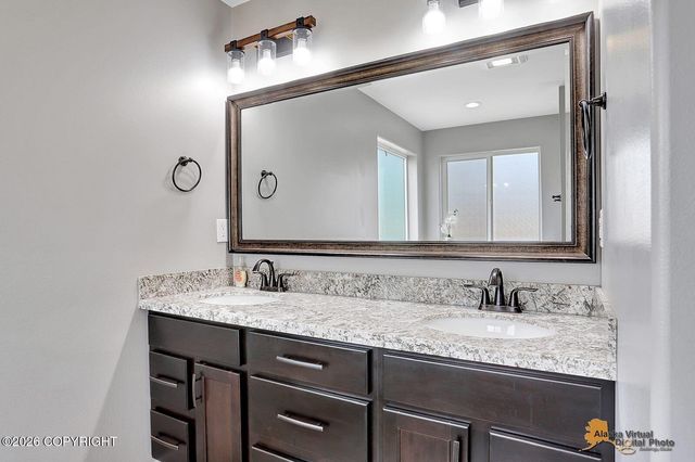 4941 E Rooster Circle, Wasilla, AK 99654