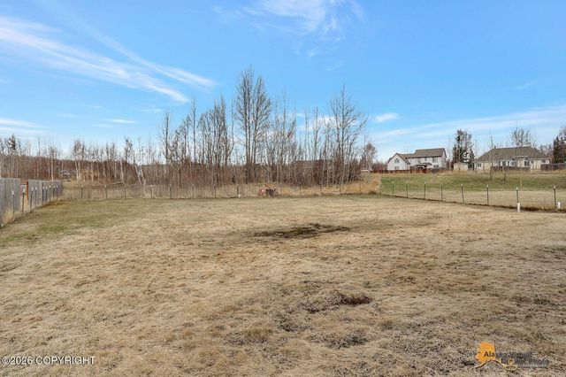 4941 E Rooster Circle, Wasilla, AK 99654