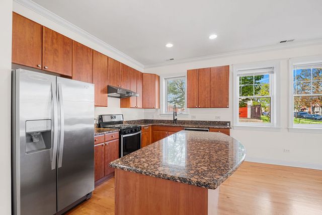 2204 N Natchez Avenue 1N, Chicago, IL 60707