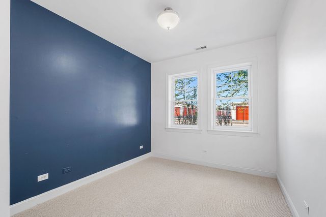 2204 N Natchez Avenue 1N, Chicago, IL 60707