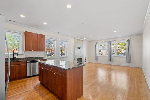 2204 N Natchez Avenue 1N, Chicago, IL 60707