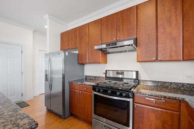 2204 N Natchez Avenue 1N, Chicago, IL 60707