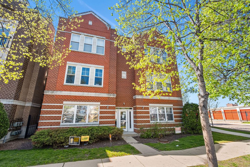 2204 N Natchez Avenue 1N, Chicago, IL 60707