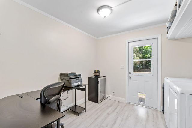 961 32nd Street, West Palm Beach, FL 33407