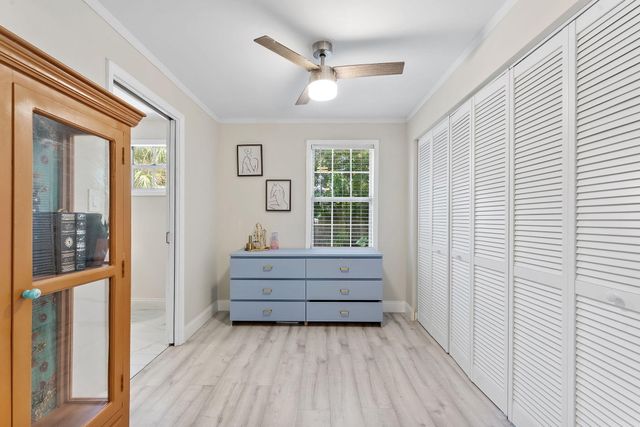 961 32nd Street, West Palm Beach, FL 33407