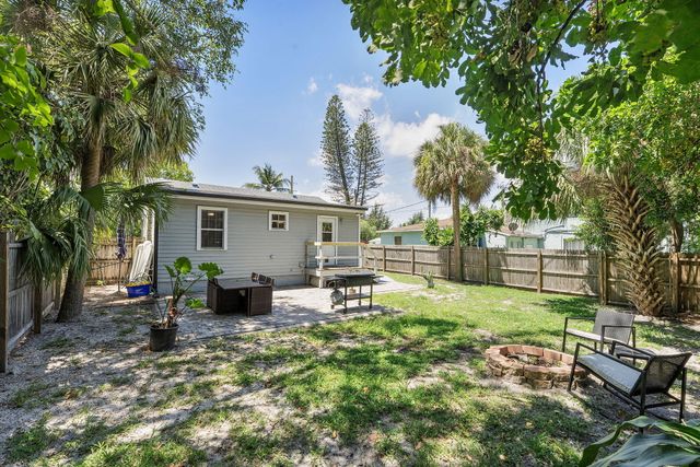 961 32nd Street, West Palm Beach, FL 33407