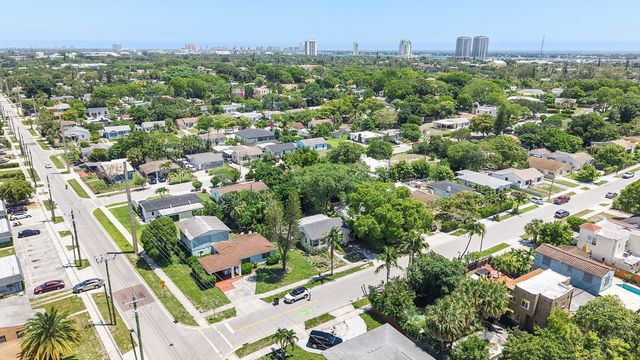 961 32nd Street, West Palm Beach, FL 33407