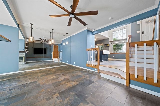 171 Tall Oaks Dr F, Weymouth, MA 02190