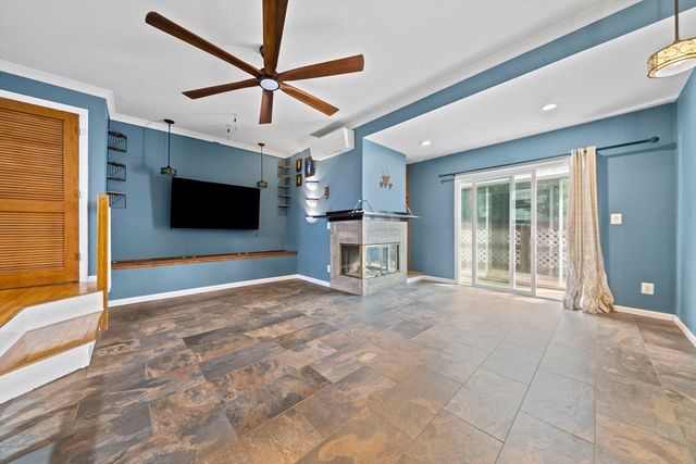 171 Tall Oaks Dr F, Weymouth, MA 02190