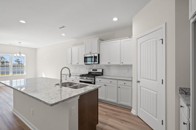 156 Stillbrook Dr., Longs, SC 29568