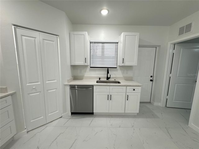 1775 GLENWAY COURT, Fort Myers, FL 33916
