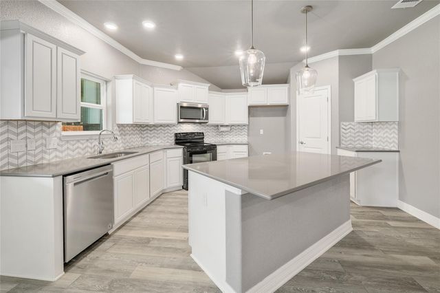 205 Slippery Elm DR, Nolanville, TX 76559