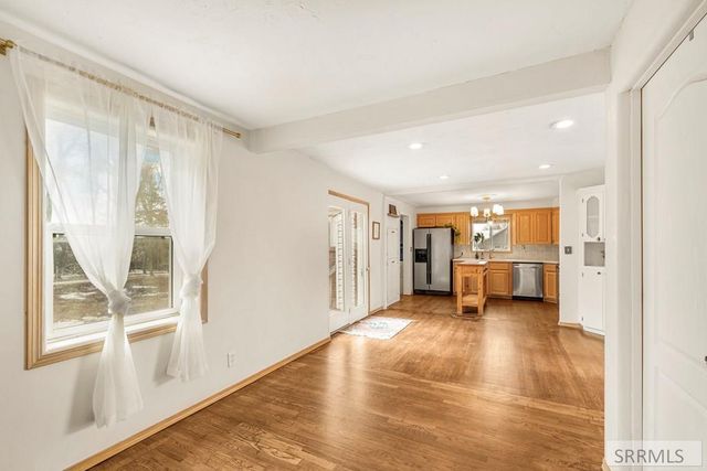 2879 E 1000 N, Sugar City, ID 83448