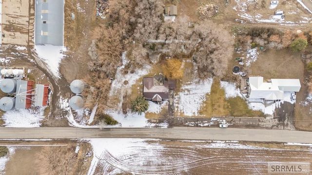 2879 E 1000 N, Sugar City, ID 83448