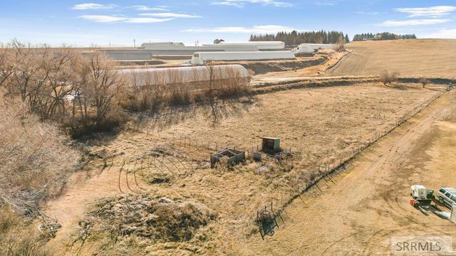 2879 E 1000 N, Sugar City, ID 83448