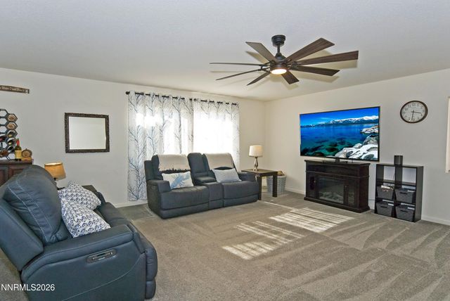 8937 Quail Falls Drive, Reno, NV 89506