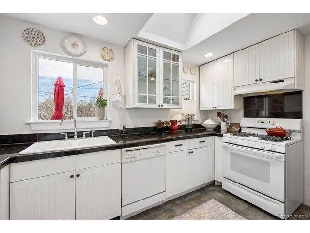 475 Olive St, Denver, CO 80220