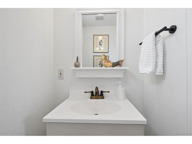 475 Olive St, Denver, CO 80220