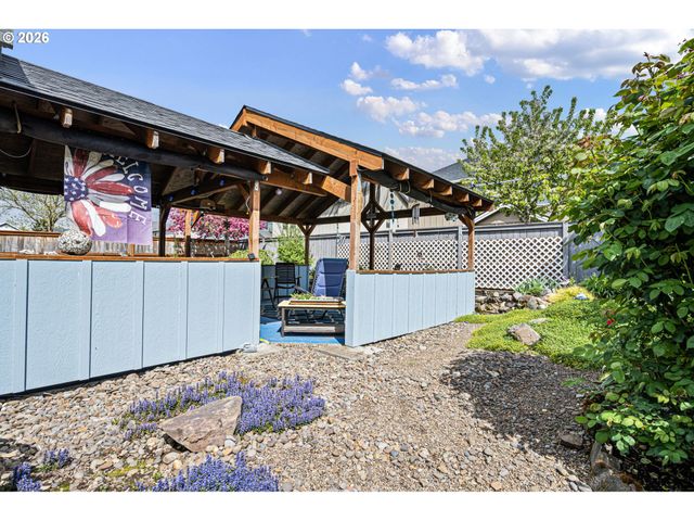 265 CASTING St, Albany, OR 97322