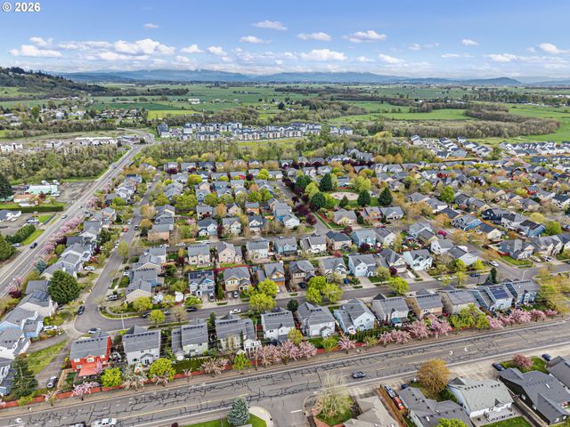 265 CASTING St, Albany, OR 97322
