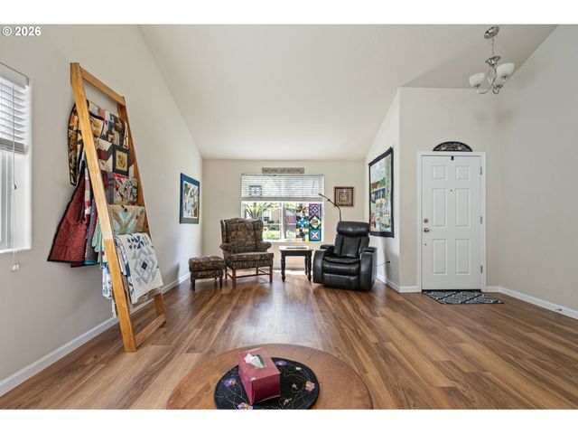 265 CASTING St, Albany, OR 97322