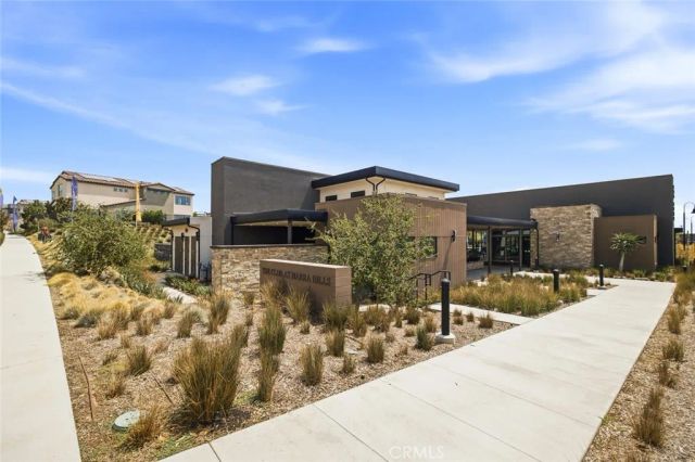 15842 Butterfly Drive, Fontana, CA 92336