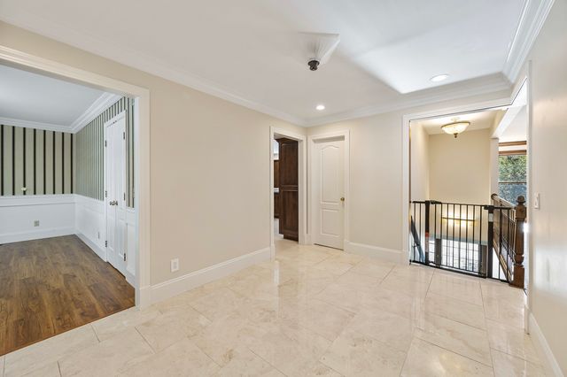 3211 Leafy Lane, Bloomington, IL 61704