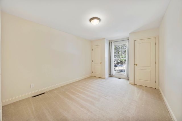 3211 Leafy Lane, Bloomington, IL 61704