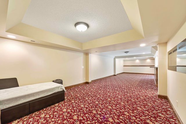 3211 Leafy Lane, Bloomington, IL 61704