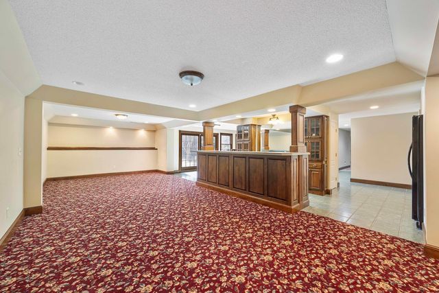 3211 Leafy Lane, Bloomington, IL 61704