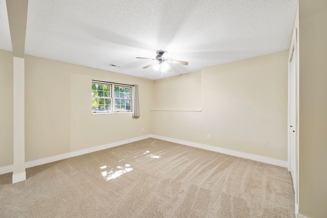 3211 Leafy Lane, Bloomington, IL 61704